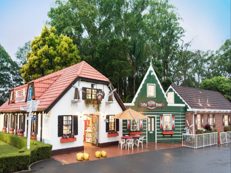 The Clog Barn & Bug Oma's Coffee House Coffs Harbour