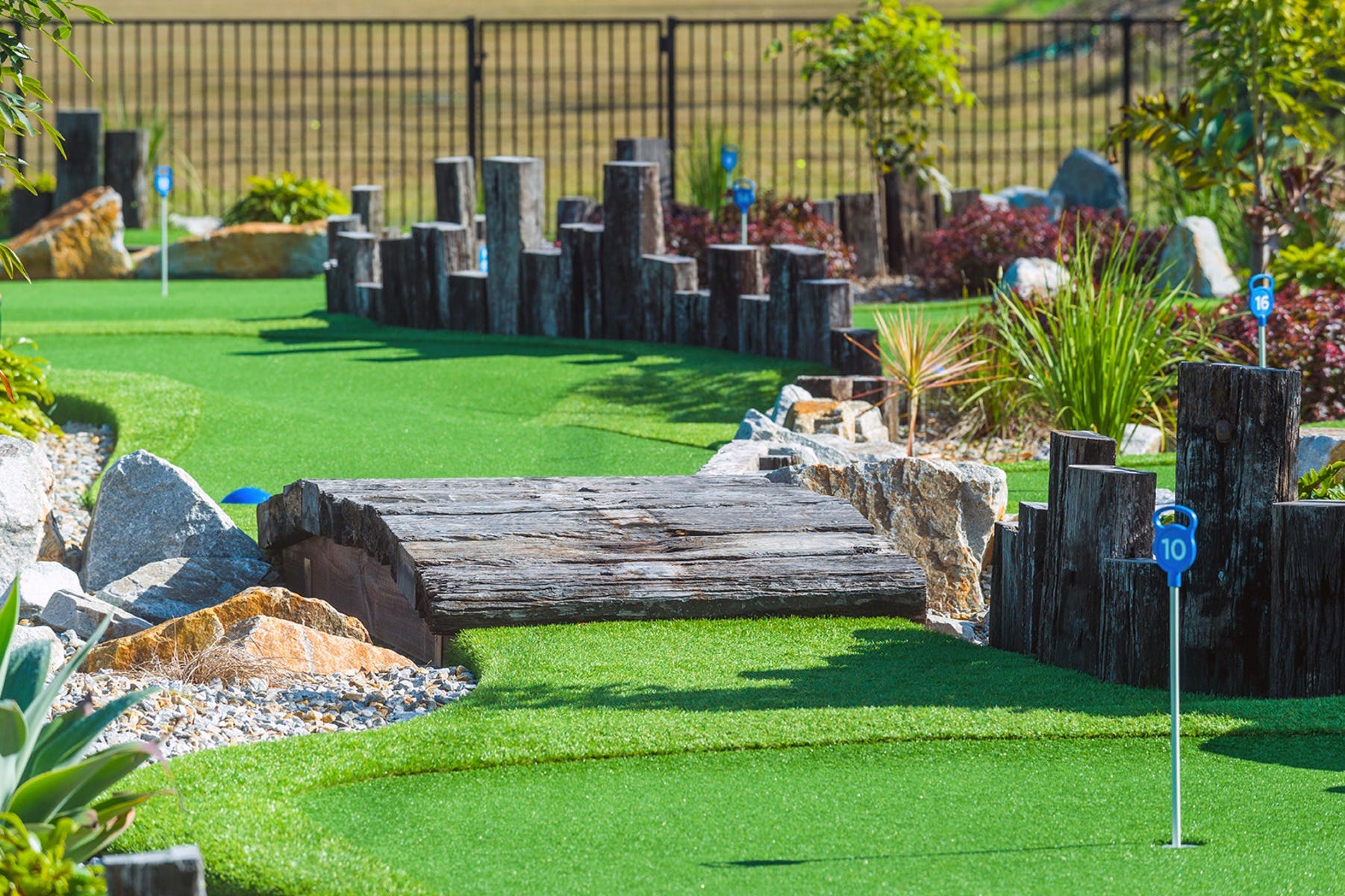 Coffs Harbour Golf Driving Range and Coffs Coast Mini Golf