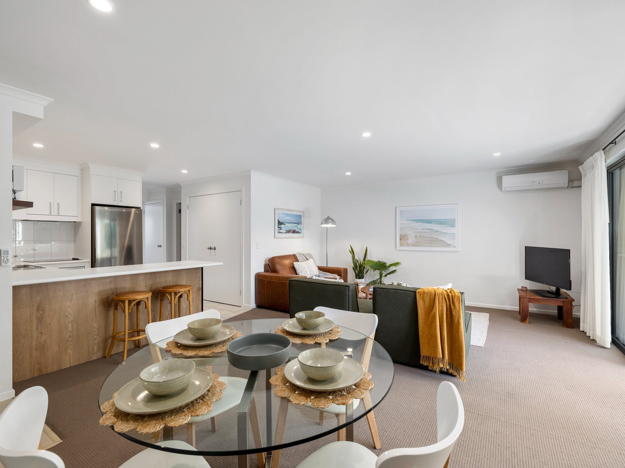 Open plan, bright living areas