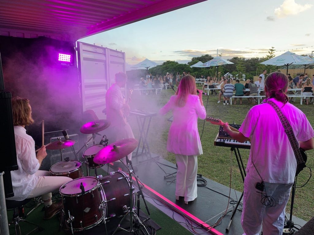 Live Music every Friday & Saturday