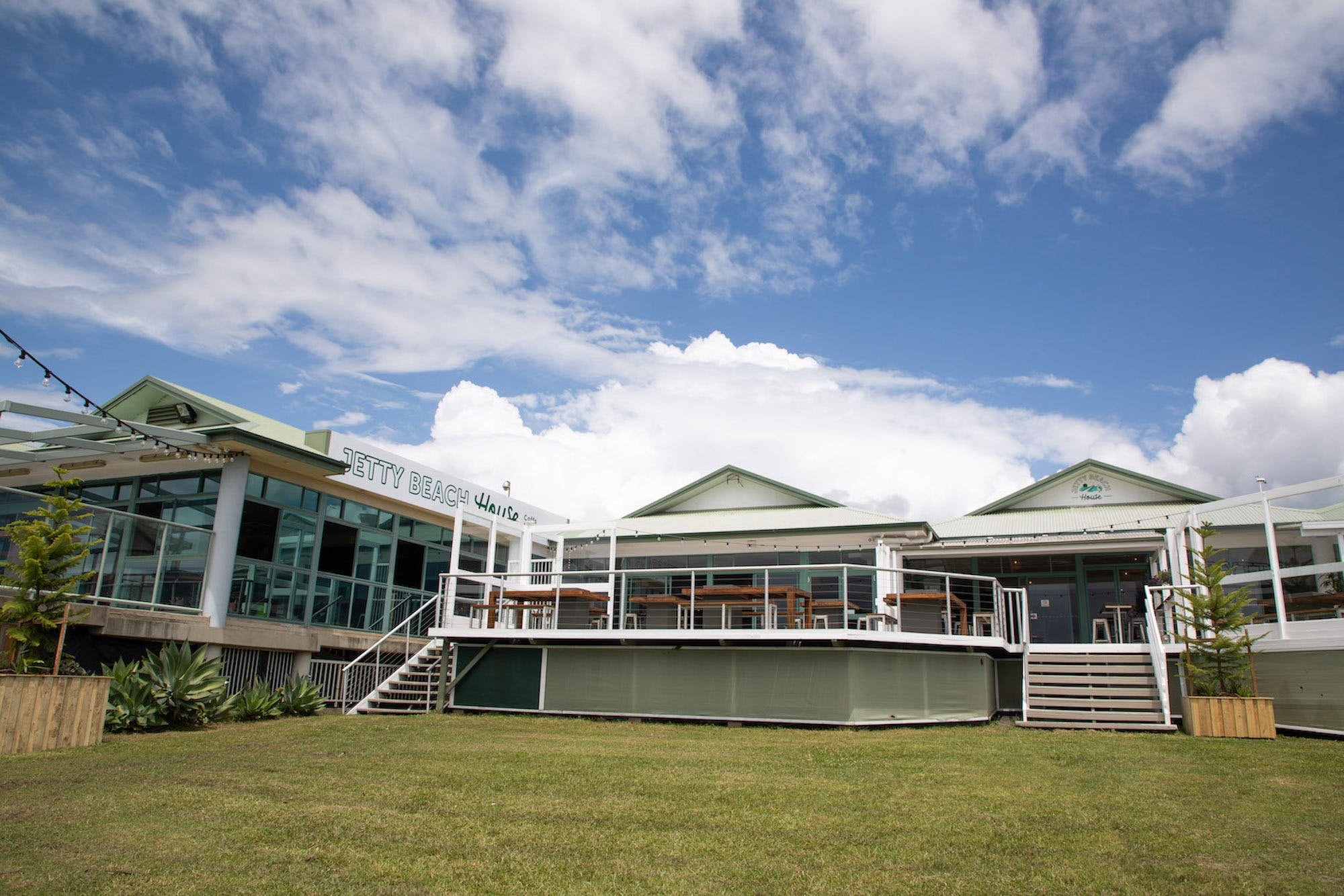 Jetty Beach House - Exterior