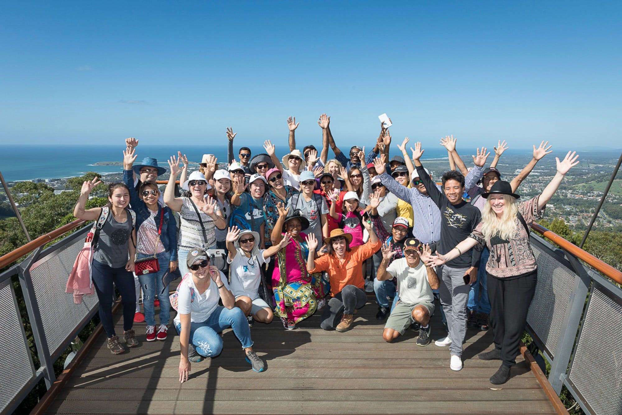 Bring your crew - Forest Sky Pier