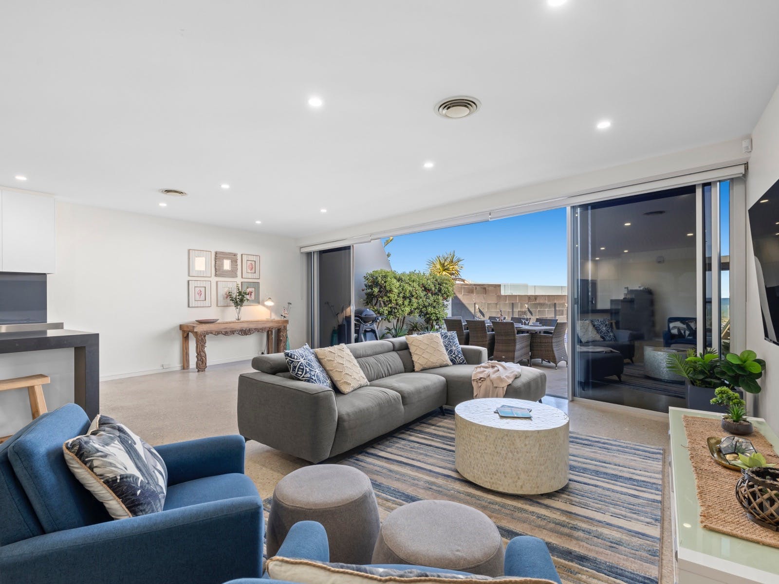 open living and lounge area