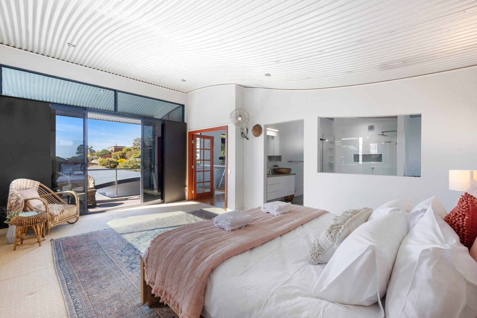 Coffs Coast Accommodation Lumire Bedroom