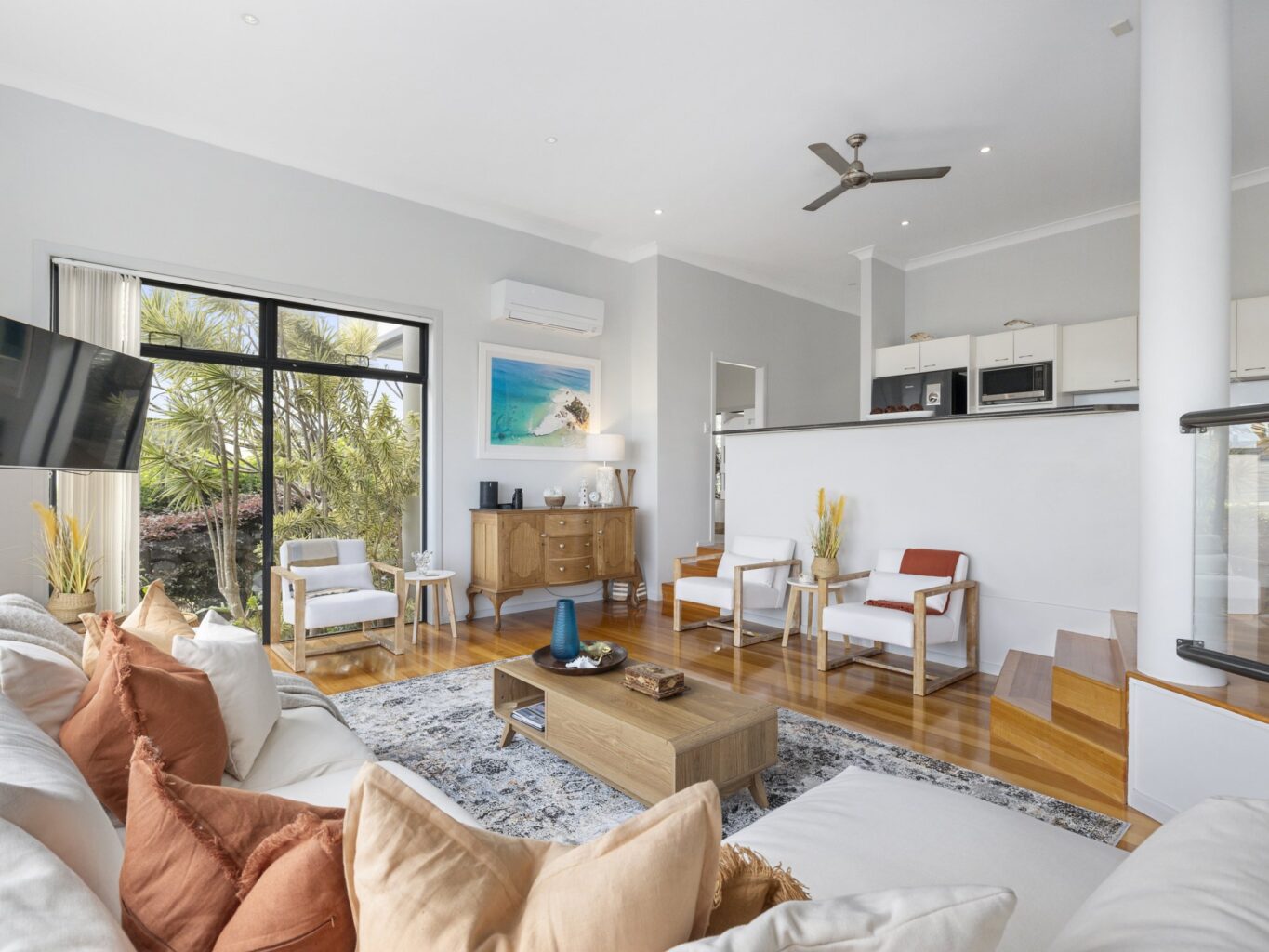 Coffs Coast Accommodation Lunar Shores Living Room