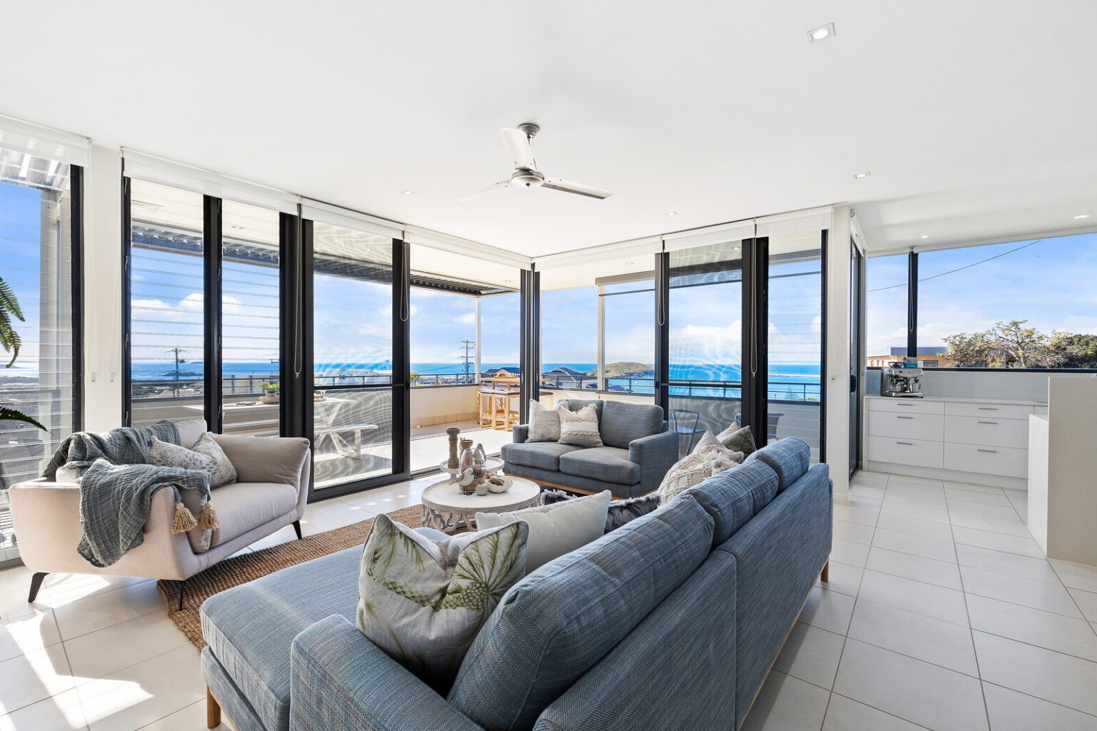 Coffs Coast Accommodation Vista Isola Lounge Room View