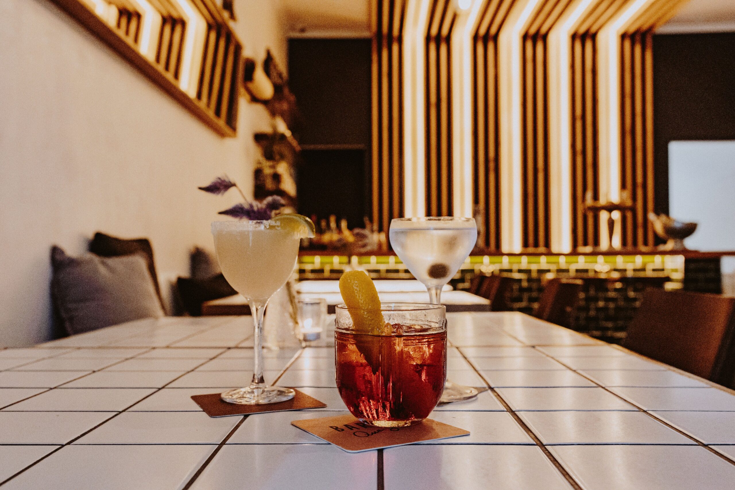 Bar Que Sera - cocktail marg martini negroni