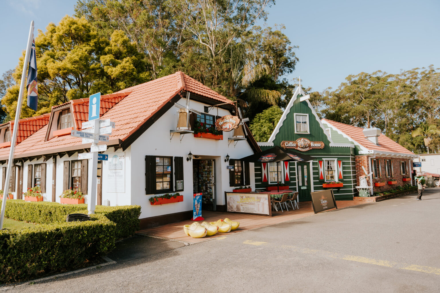 The Clog Barn - Coffs Harbour