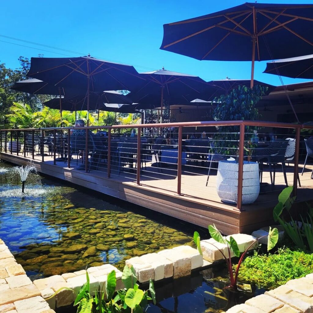 Alfresco Dining At Wylde Oak Cafe