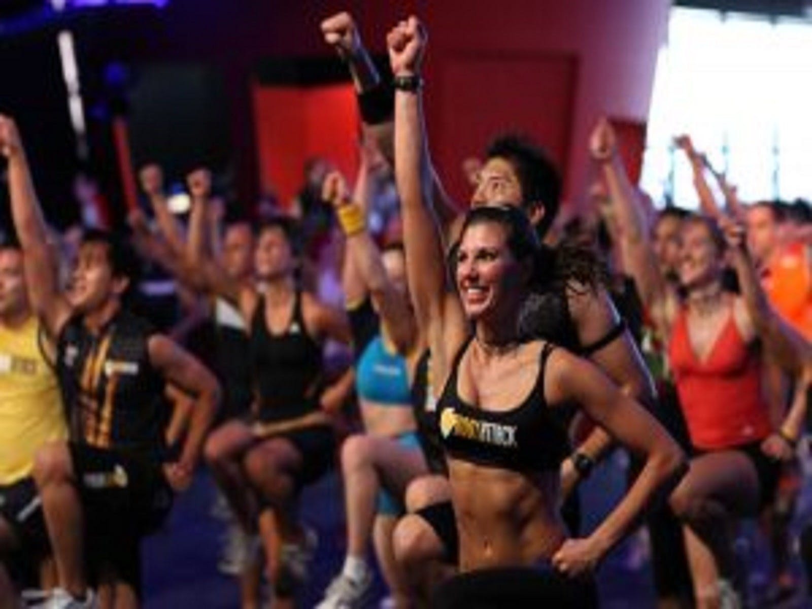 Group photo inside the centre