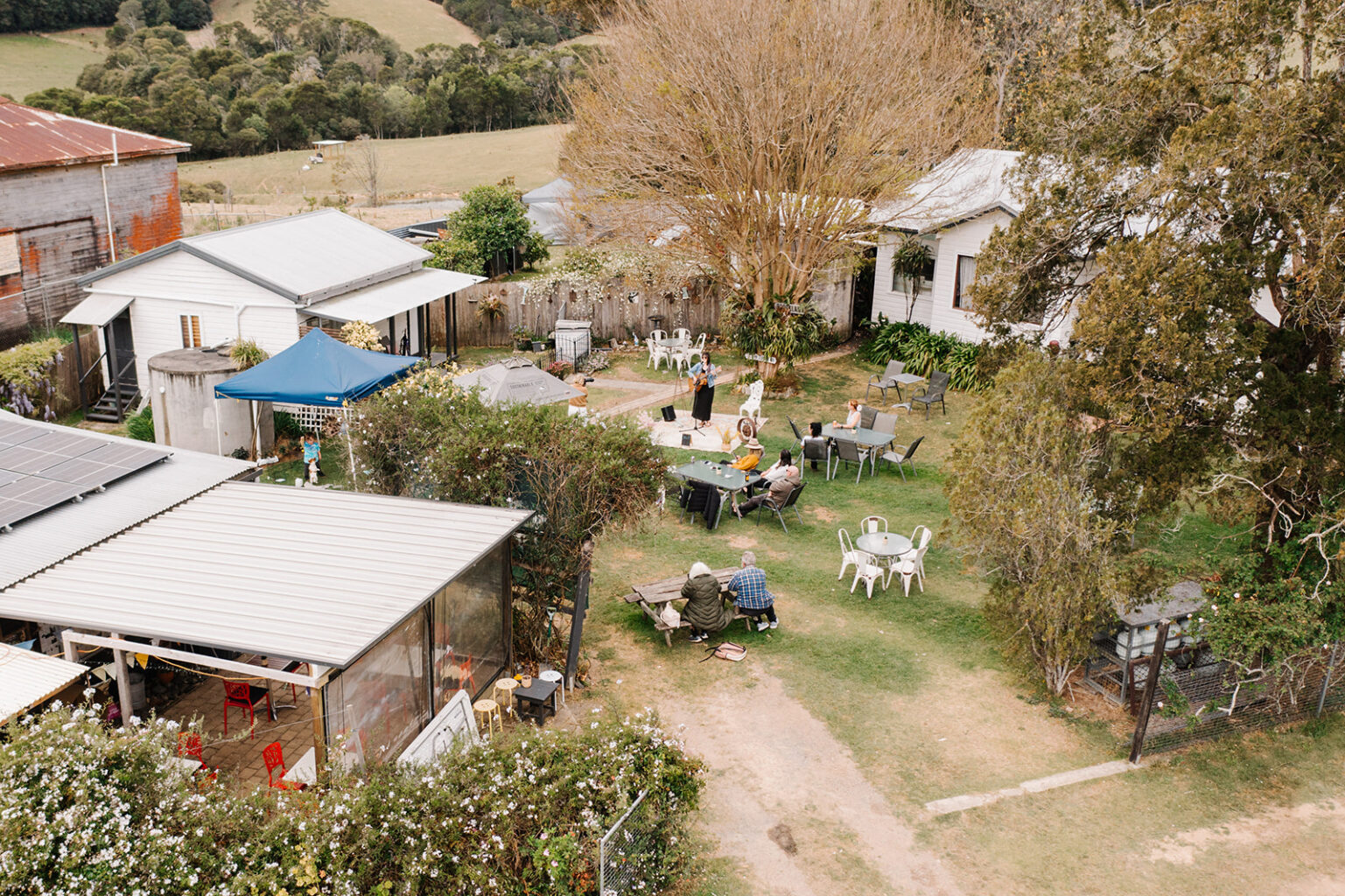Music in the gardens at Cafe in the Valley