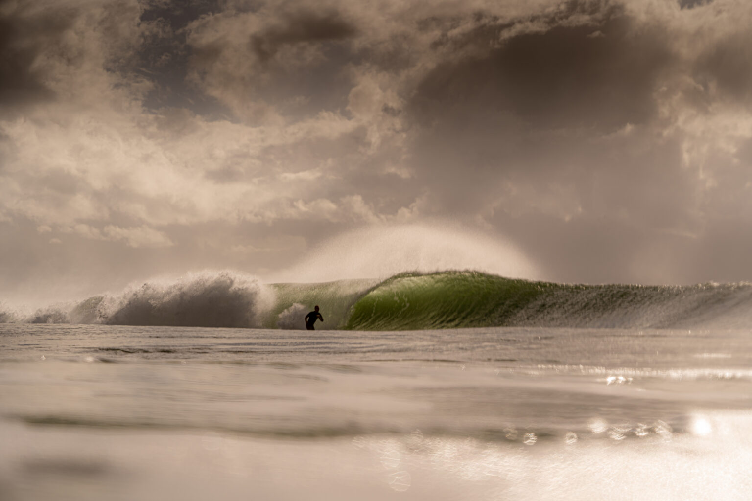 Offshore Winds Create Optimal Conditions