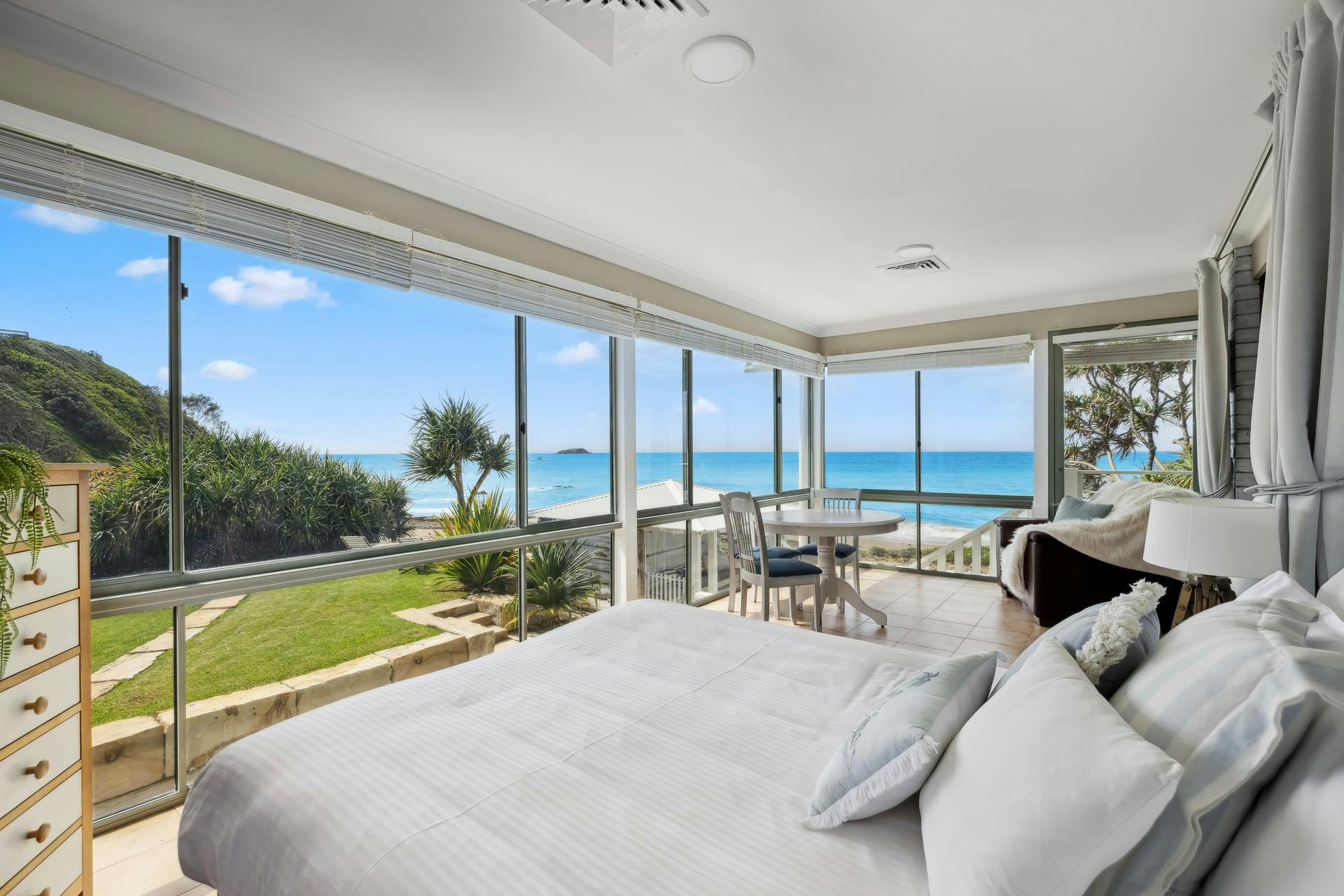 Queen Bedroom with view